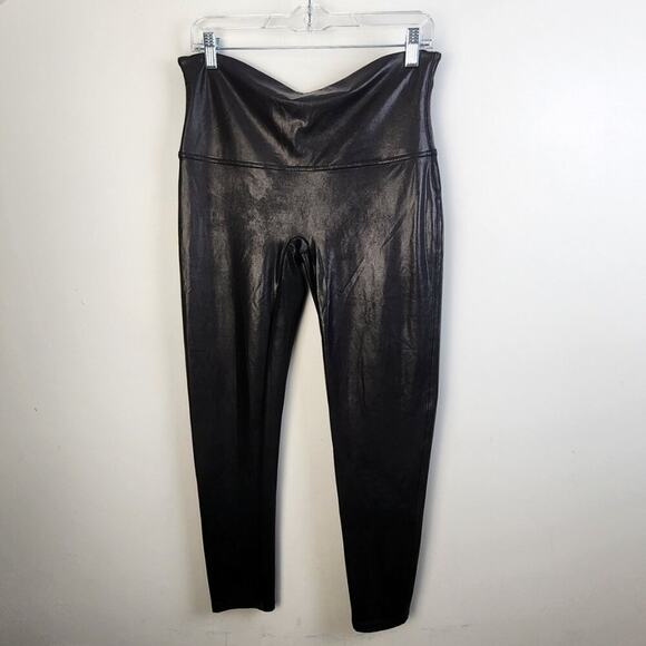 Spanx‎ Black Ready To Wow Faux Leather Leggings Size 1X Petite Comfy Fitted - Picture 4 of 7